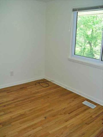 255 Brookside Drive, Ann Arbor, MI 48105