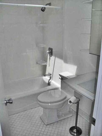 255 Brookside Drive, Ann Arbor, MI 48105