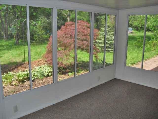 255 Brookside Drive, Ann Arbor, MI 48105