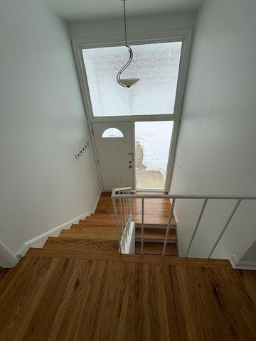 255 Brookside Drive, Ann Arbor, MI 48105