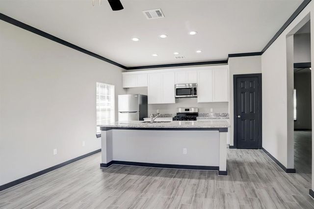 8103 Glass Street, Houston, TX 77016