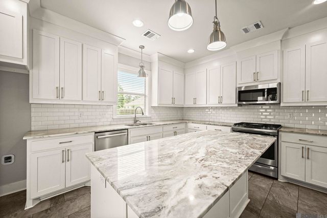 35950 Cane Market Rd, Denham Springs, LA 70706