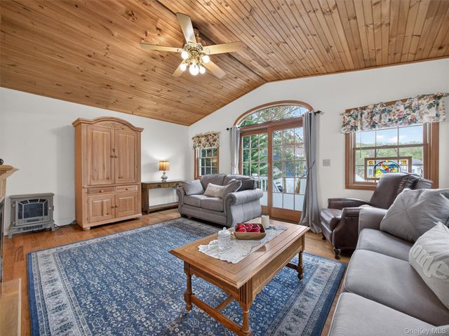 37 Maplewood Boulevard, Suffern, NY 10901