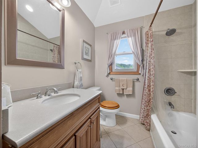 37 Maplewood Boulevard, Suffern, NY 10901