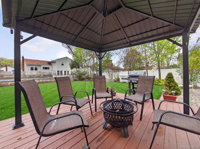 37 Maplewood Boulevard, Suffern, NY 10901