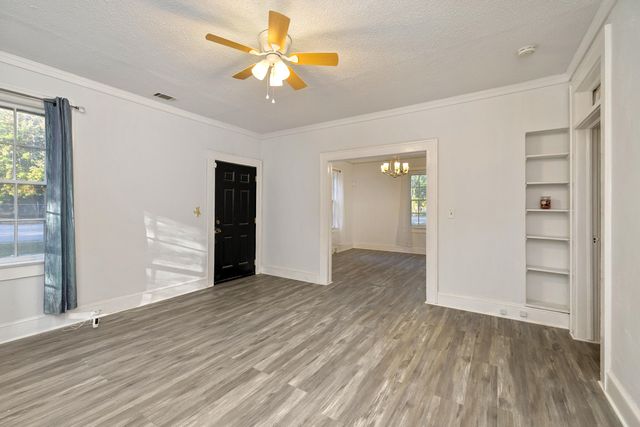 206 Crosswell Drive, Sumter, SC 29150