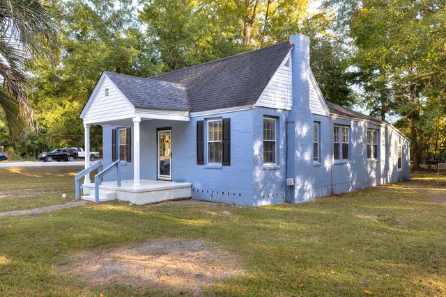 206 Crosswell Drive, Sumter, SC 29150