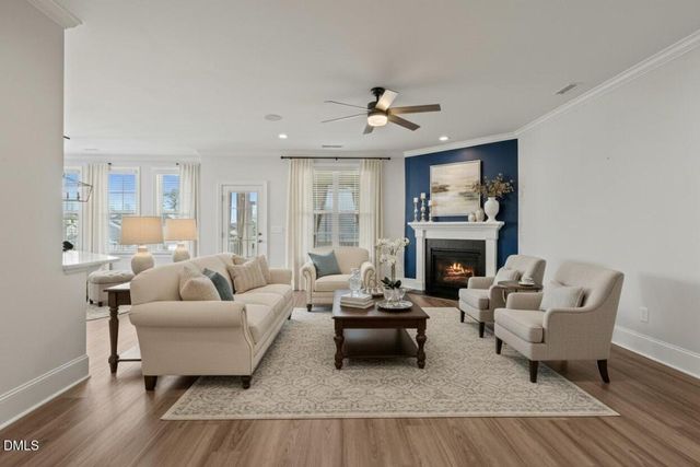 332 Kings Glen Way, Wake Forest, NC 27587