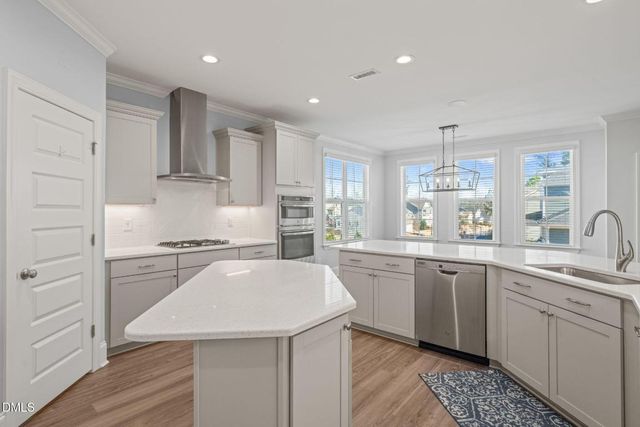 332 Kings Glen Way, Wake Forest, NC 27587