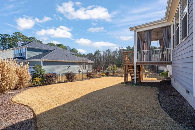 332 Kings Glen Way, Wake Forest, NC 27587