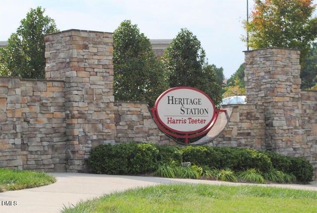 332 Kings Glen Way, Wake Forest, NC 27587