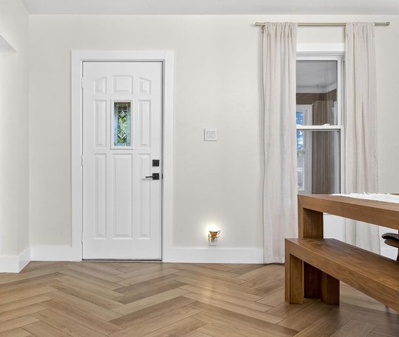 1017 W LAWRENCE STREET, Appleton, WI 54914