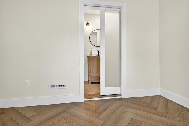 1017 W LAWRENCE STREET, Appleton, WI 54914