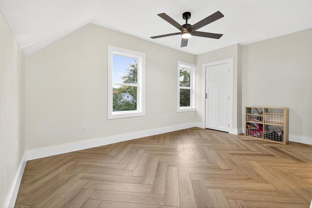 1017 W LAWRENCE STREET, Appleton, WI 54914