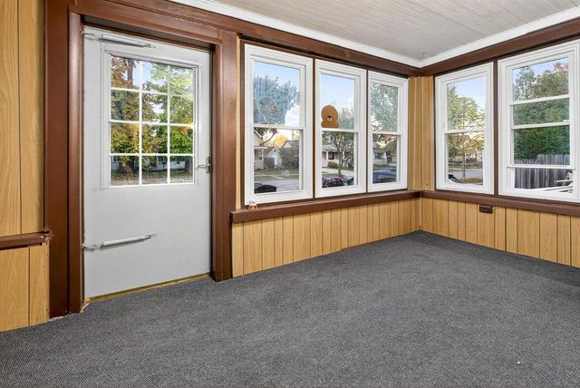 1017 W LAWRENCE STREET, Appleton, WI 54914