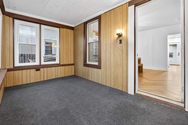 1017 W LAWRENCE STREET, Appleton, WI 54914