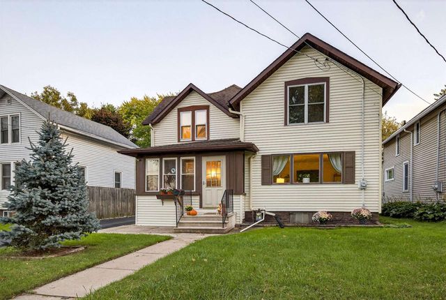 1017 W LAWRENCE STREET, Appleton, WI 54914