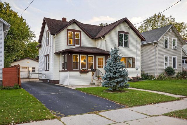 1017 W LAWRENCE STREET, Appleton, WI 54914