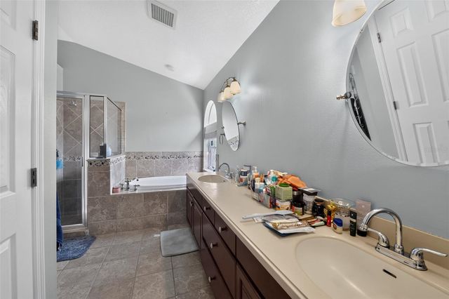 6717 GUILFORD CREST DRIVE, Apollo Beach, FL 33572