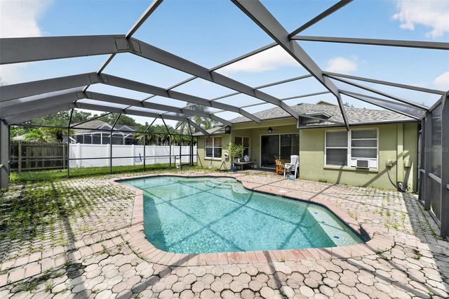 6717 GUILFORD CREST DRIVE, Apollo Beach, FL 33572