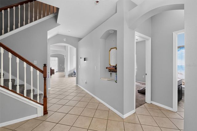 6717 GUILFORD CREST DRIVE, Apollo Beach, FL 33572