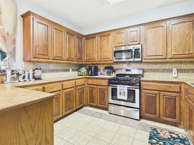 1675 Meadowview Street, Athens, TX 75752