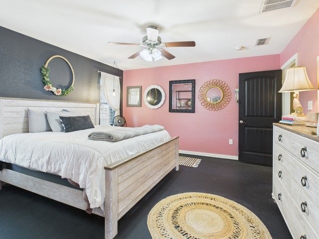 1675 Meadowview Street, Athens, TX 75752