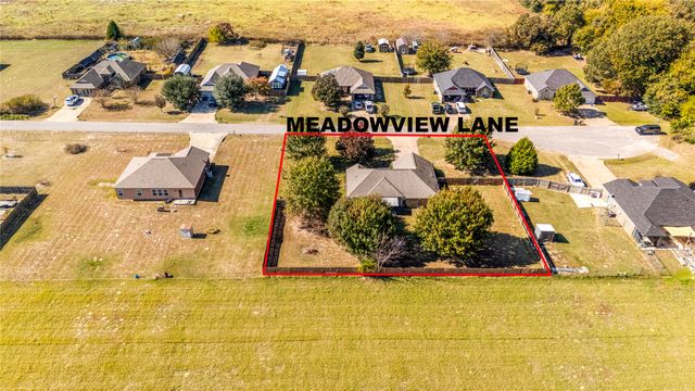 1675 Meadowview Street, Athens, TX 75752