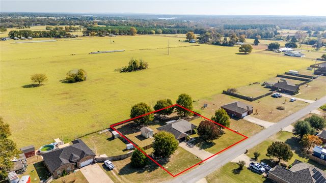 1675 Meadowview Street, Athens, TX 75752