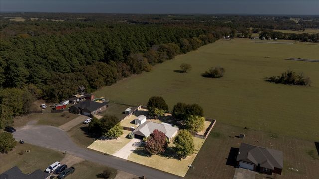 1675 Meadowview Street, Athens, TX 75752