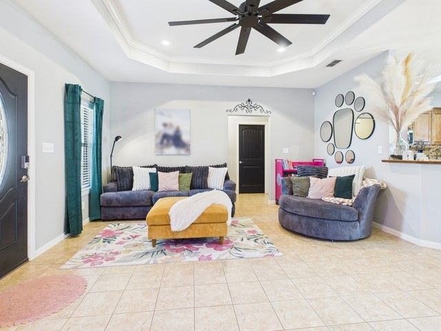 1675 Meadowview Street, Athens, TX 75752