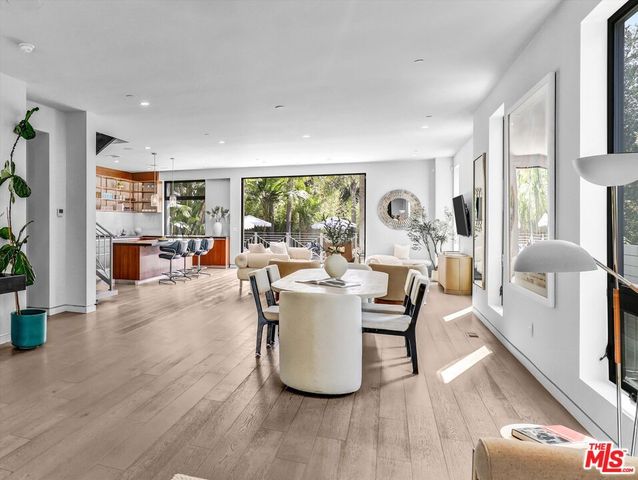 1724 N Sierra Bonita Avenue, Los Angeles, CA 90046