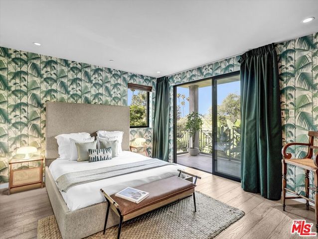 1724 N Sierra Bonita Avenue, Los Angeles, CA 90046