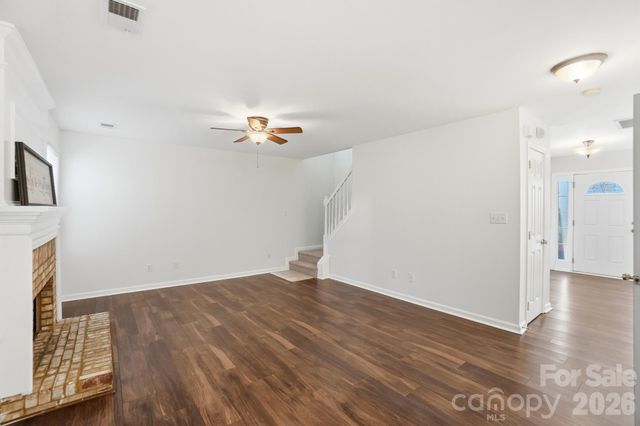 8805 Red Tail Court, Charlotte, NC 28269