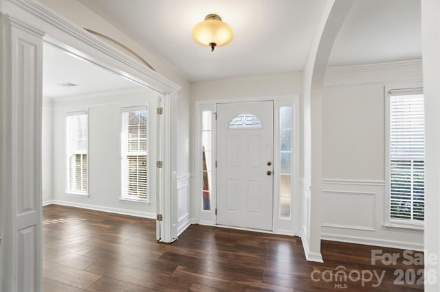 8805 Red Tail Court, Charlotte, NC 28269