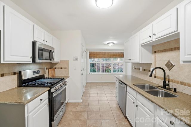 8805 Red Tail Court, Charlotte, NC 28269