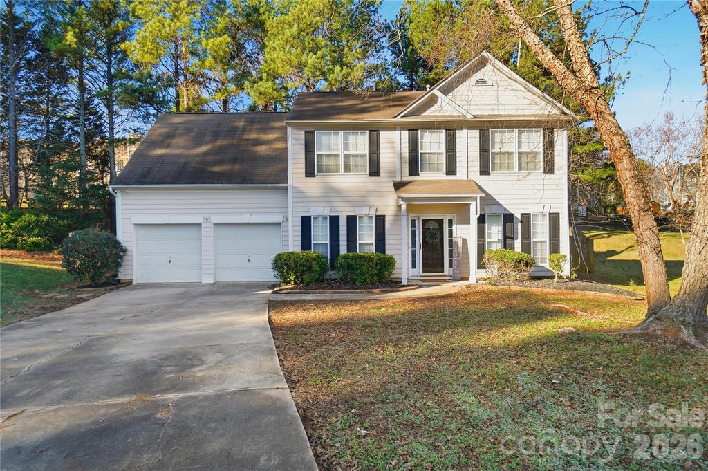 8805 Red Tail Court, Charlotte, NC 28269
