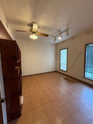 1937 Derrs Chapel Road, Italy, TX 76651