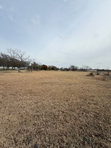 1937 Derrs Chapel Road, Italy, TX 76651