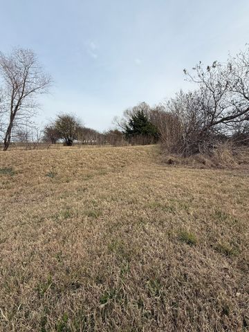 1937 Derrs Chapel Road, Italy, TX 76651