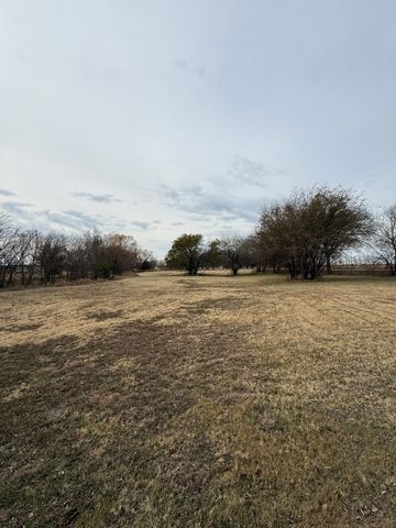 1937 Derrs Chapel Road, Italy, TX 76651