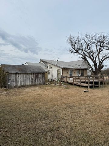 1937 Derrs Chapel Road, Italy, TX 76651