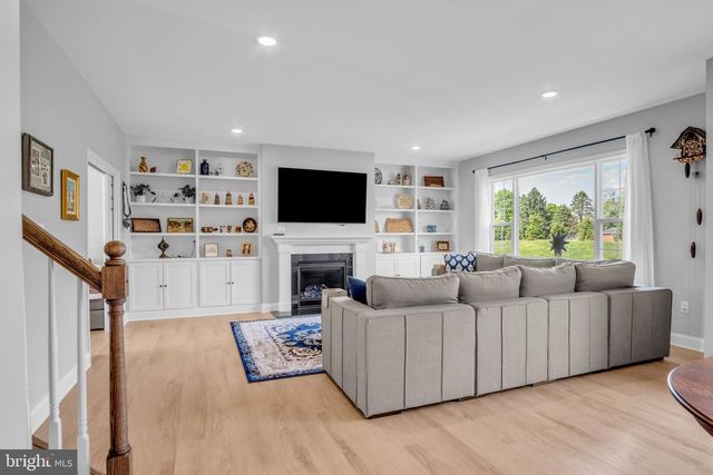 315 RESERVE LANE, Mechanicsburg, PA 17050