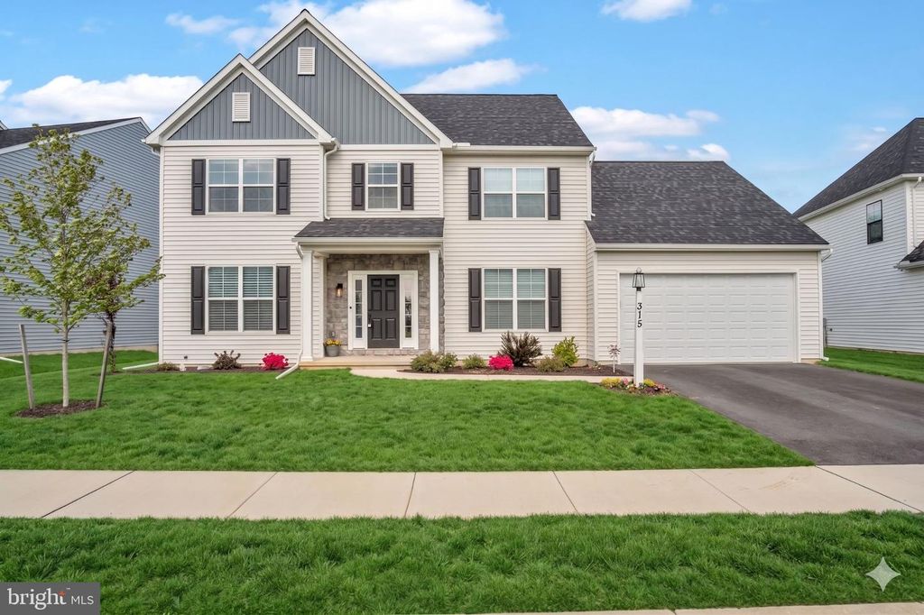 315 RESERVE LANE, Mechanicsburg, PA 17050