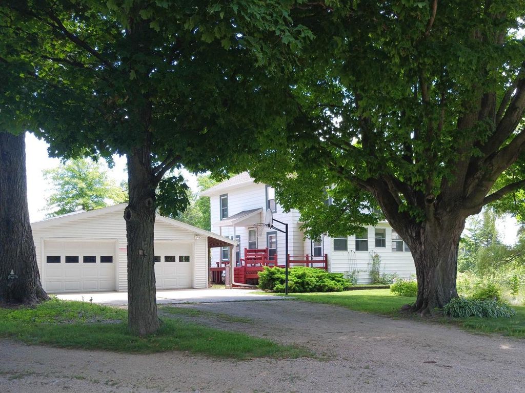 7600 N County M Road, Evansville, WI 53536