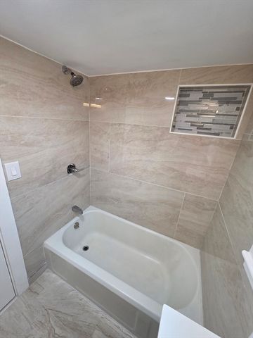 154 Pleasant Street 2, Marlborough, MA 01752