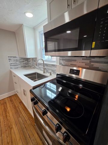 154 Pleasant Street 2, Marlborough, MA 01752