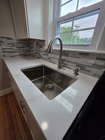 154 Pleasant Street 2, Marlborough, MA 01752
