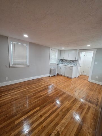 154 Pleasant Street 2, Marlborough, MA 01752