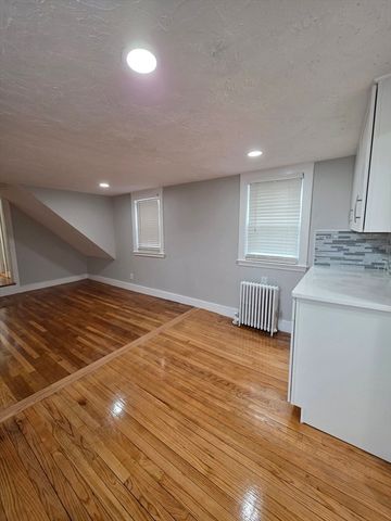 154 Pleasant Street 2, Marlborough, MA 01752